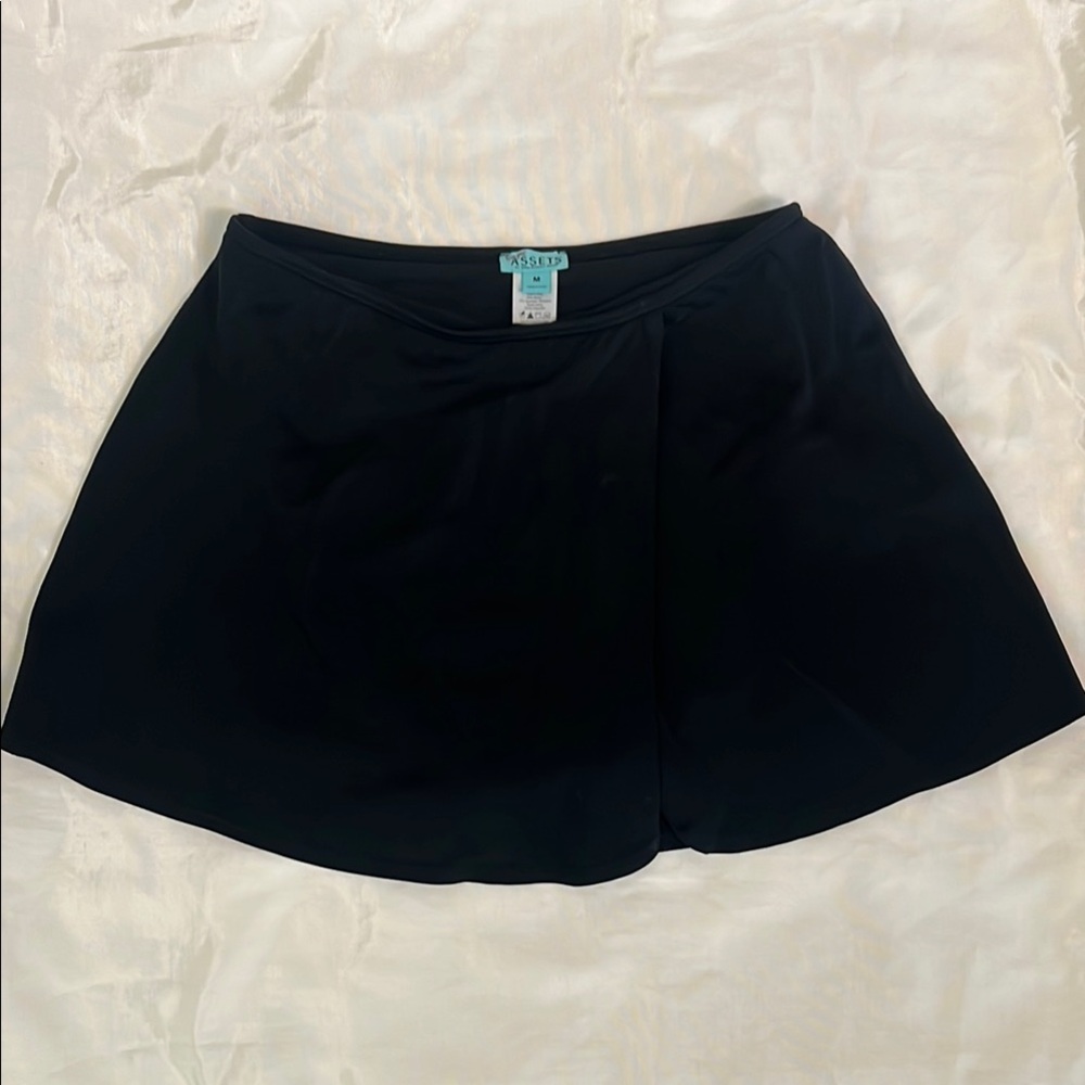 Assets By Spanx Black Swim Skirt. Size Medium